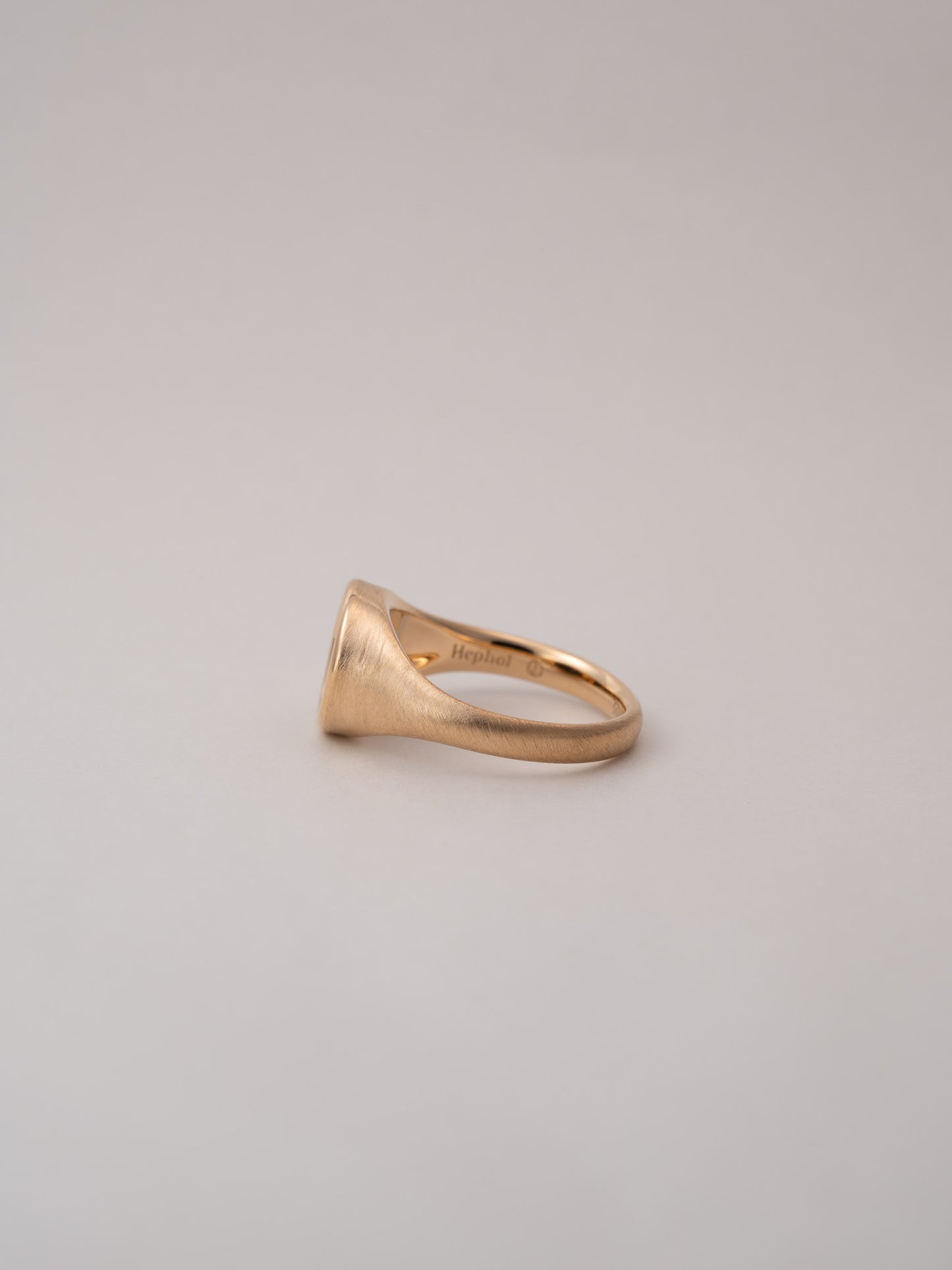 MONOLITH Coin Signet Ring -Lion