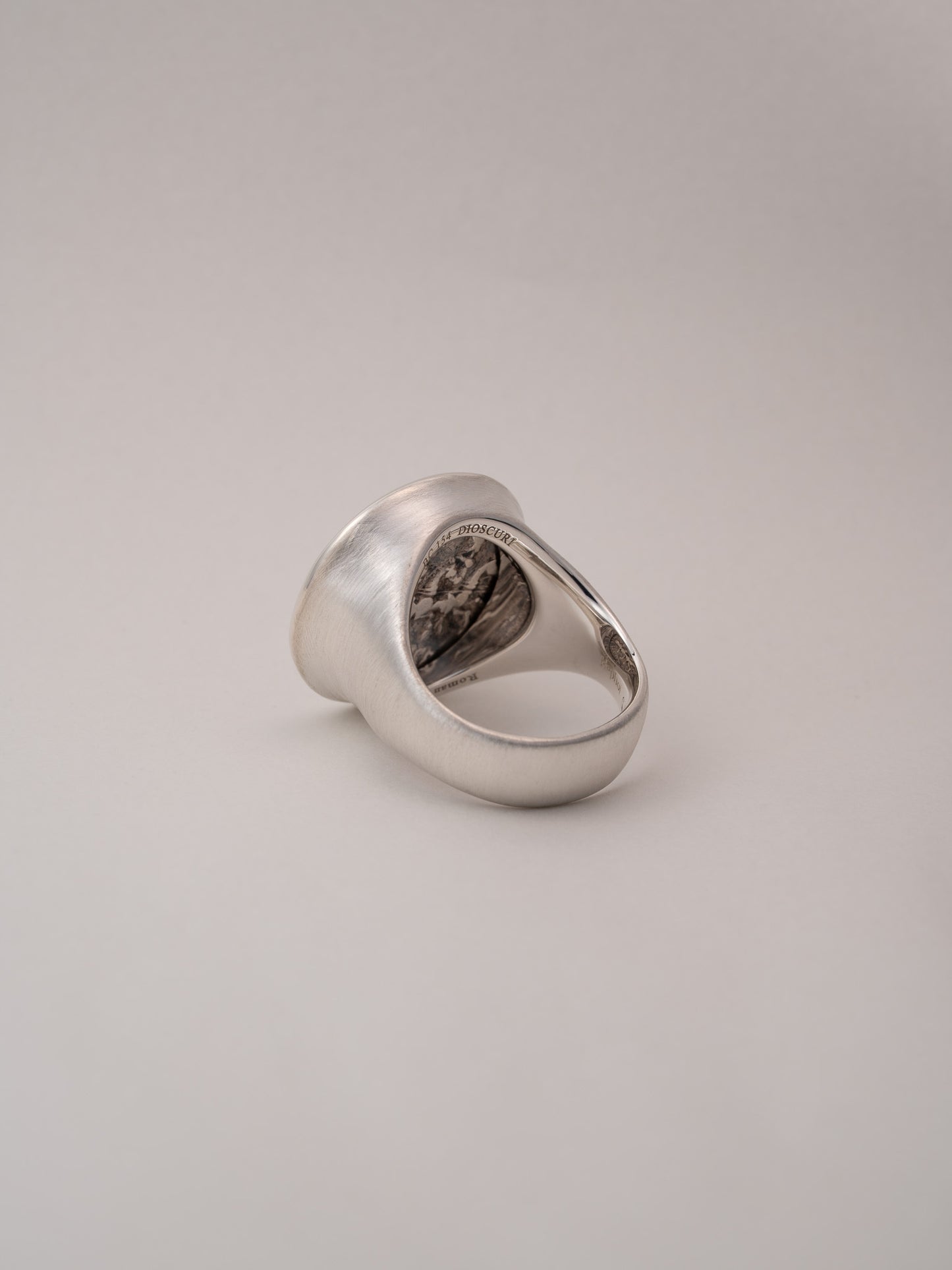 MONOLITH Coin Signet Ring　-Roma