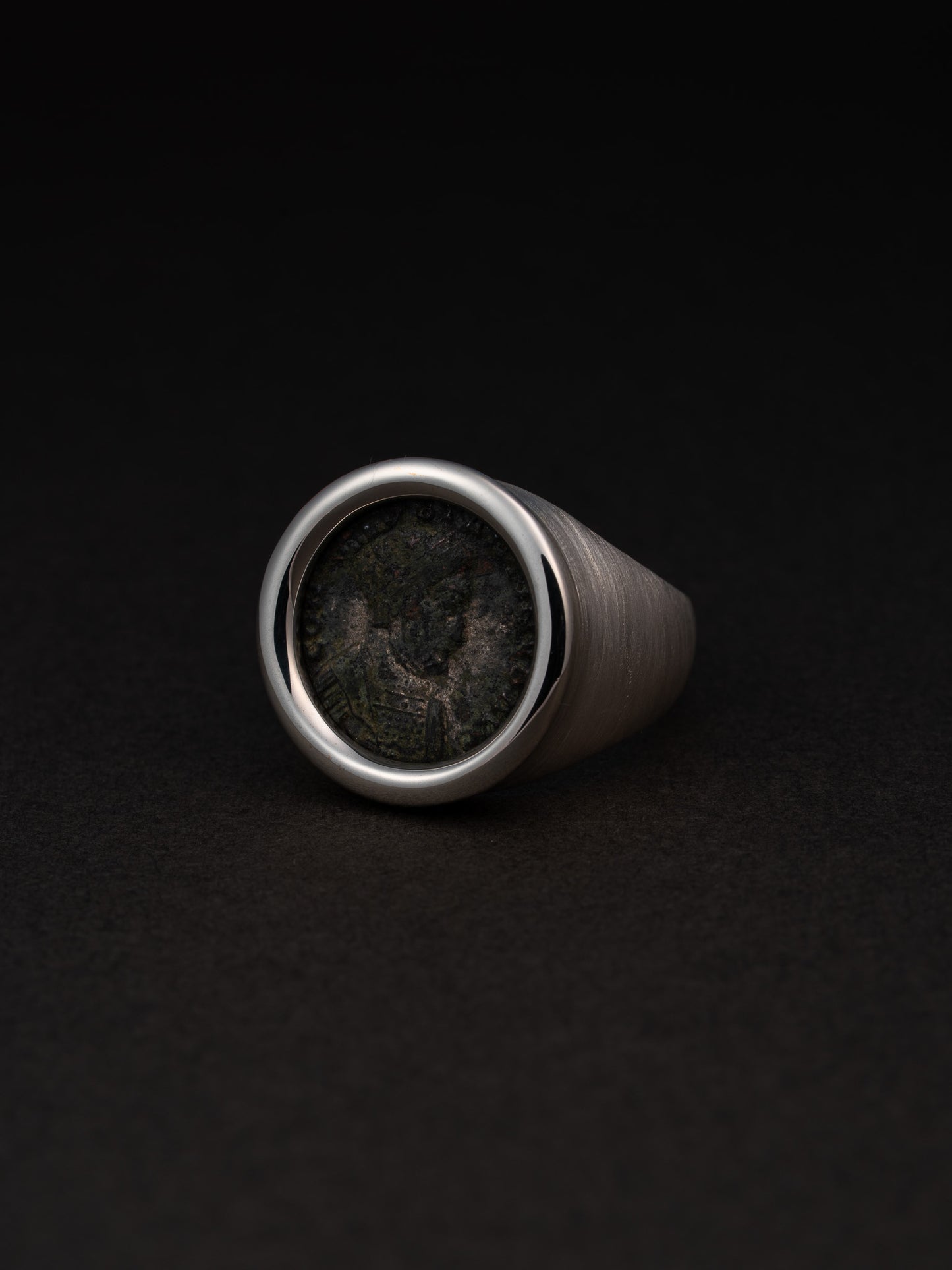 MONOLITH Signet Ring -Constantinus I