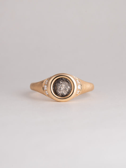 MONOLITH Coin Signet Ring -Tetartemorion