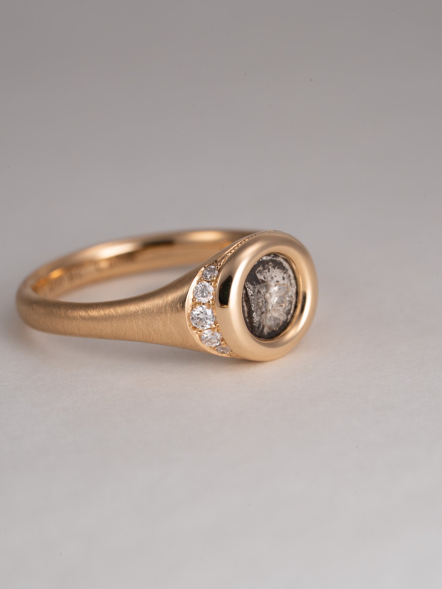MONOLITH Coin Signet Ring -Tetartemorion