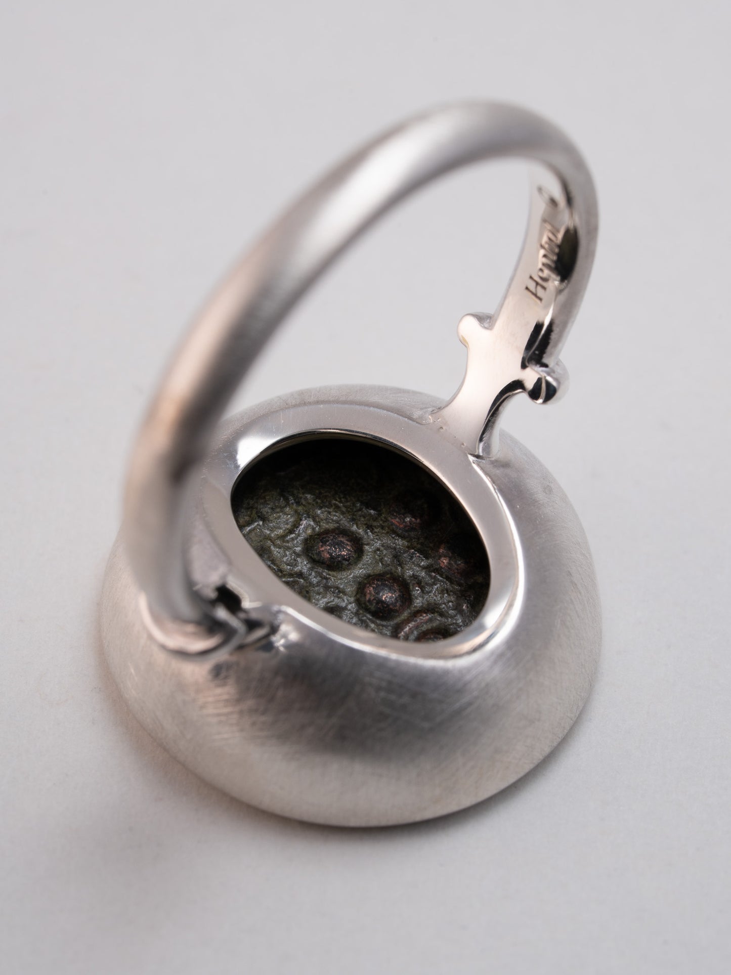 PLINTH Coin Ring -Nike