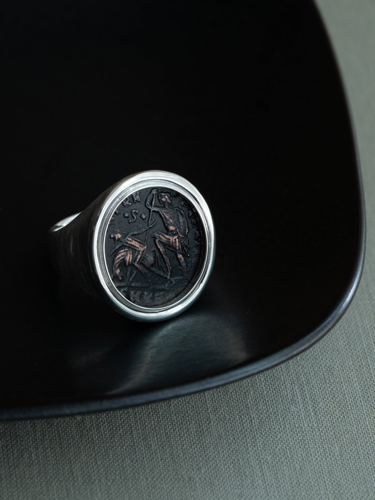MONOLITH Coin Signet Ring -JulianusⅡ