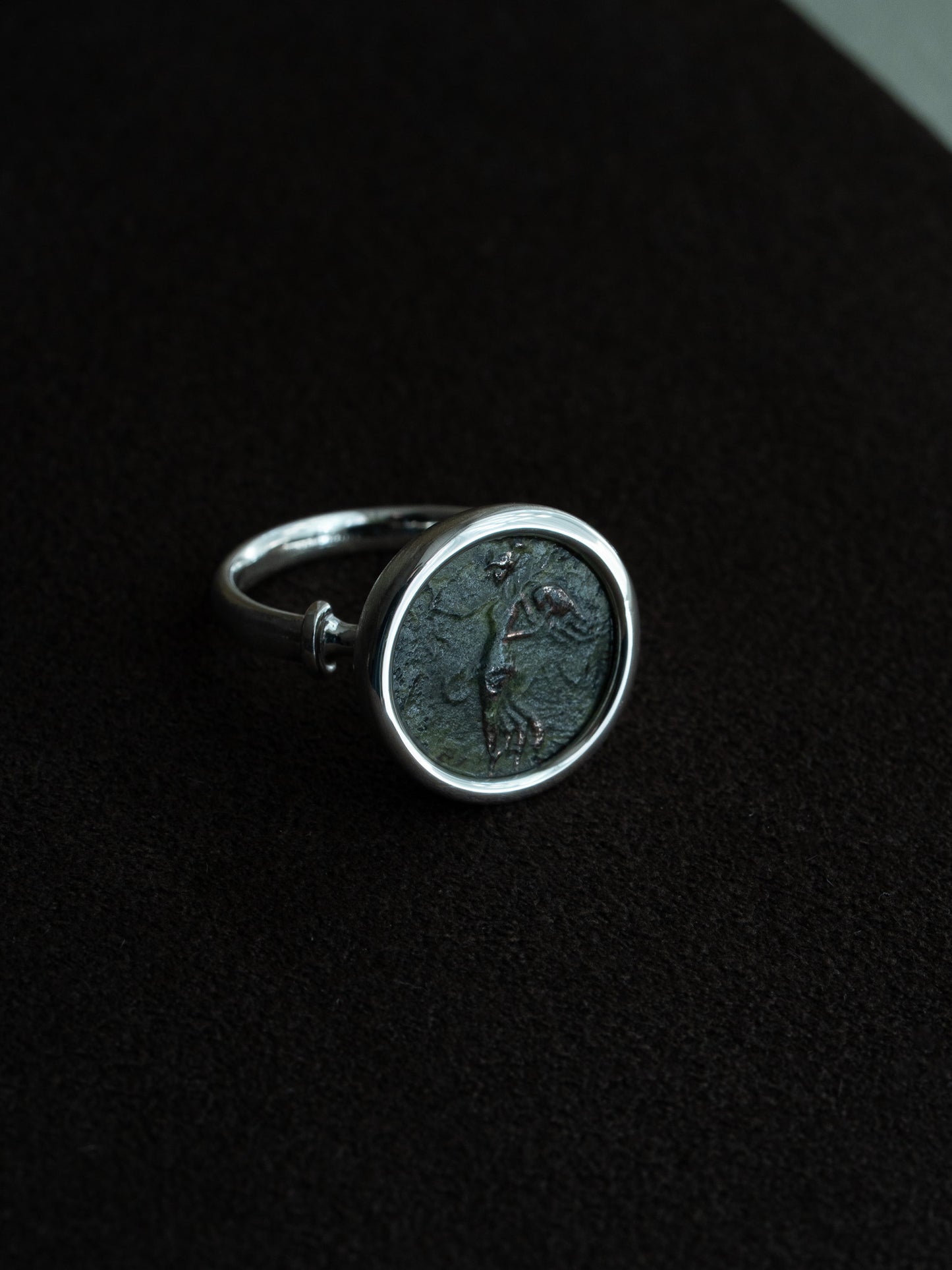 PLINTH Coin Ring -Nike