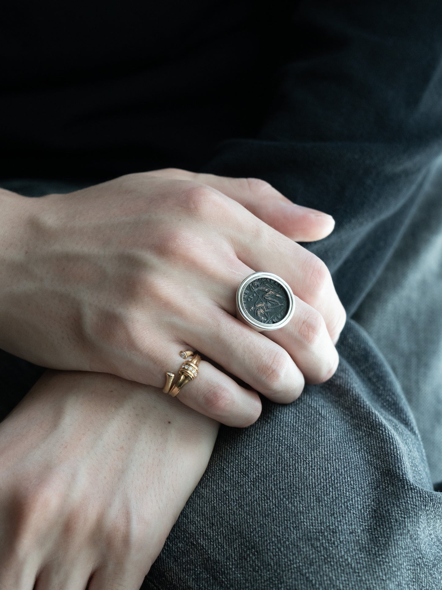 MONOLITH Coin Signet Ring -JulianusⅡ