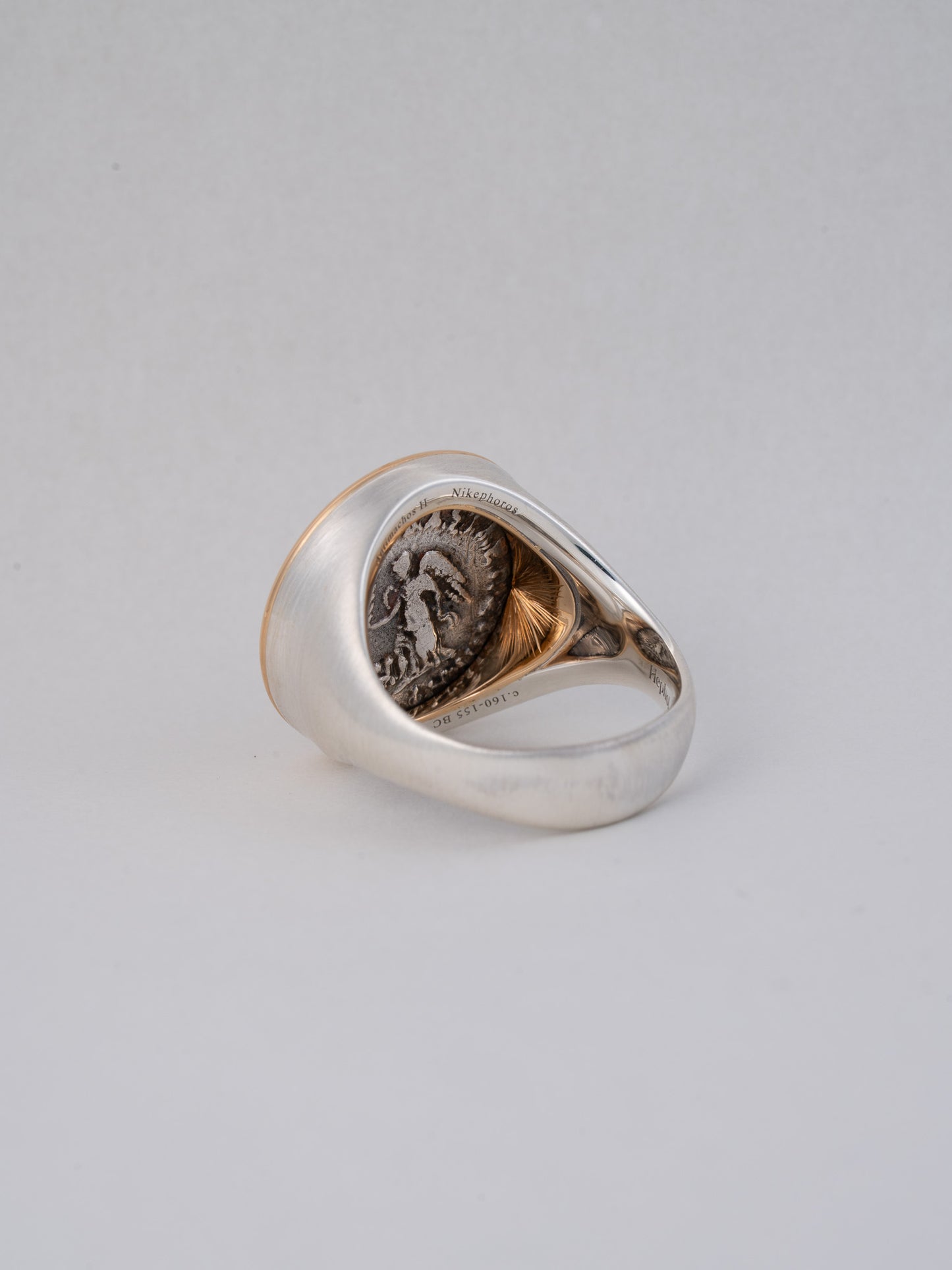 MONOLITH Coin Ring -Antimachos II / Nike