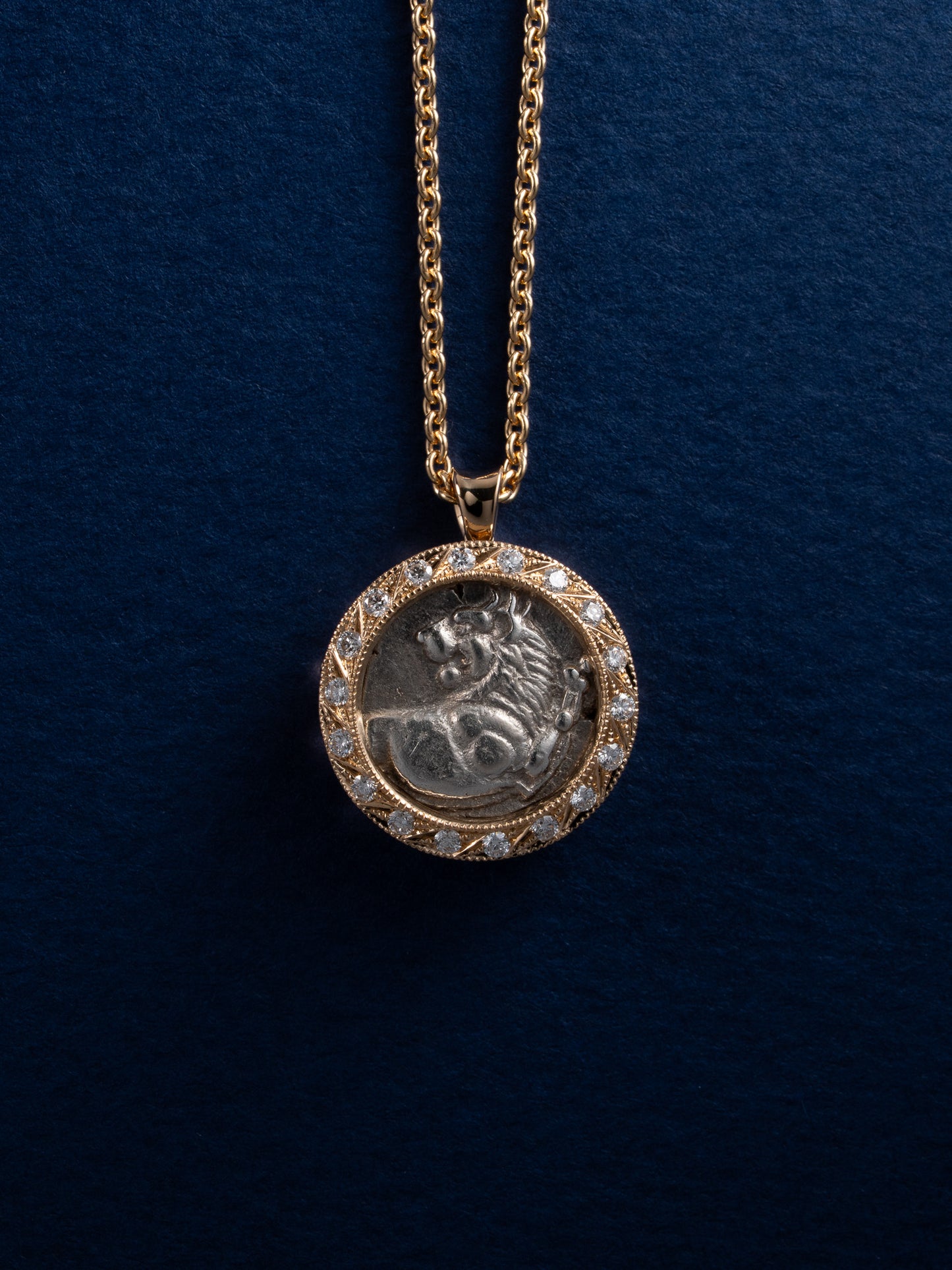 PLINTH Coin Pendant -Lion
