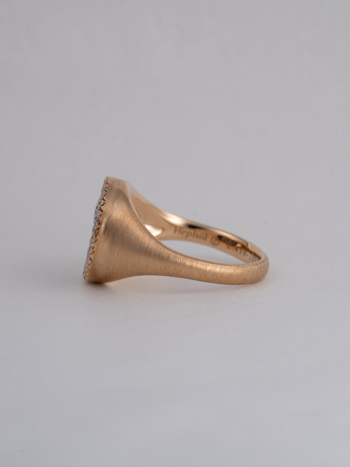 MONOLITH Coin Signet Ring -Lacydon