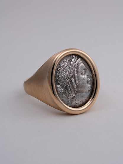 MOMONOLITH Coin Signet Ring -Apollo
