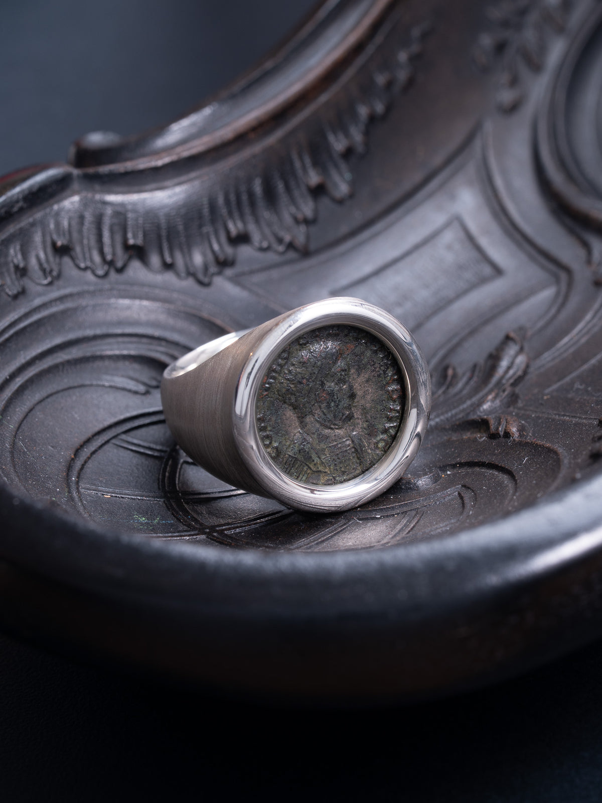 MONOLITH Coin Signet Ring -Constantinus I